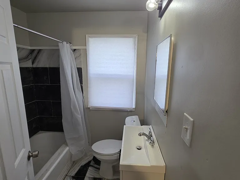 9252 Minock St — Photo 17