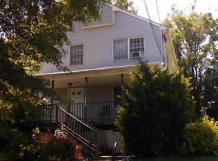 195 Van Winkle St, East Rutherford, NJ 07073