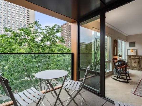 110 Broad St #303, Boston, MA 02110