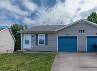 137 Maureen Dr #A, Clarksville, TN 37043
