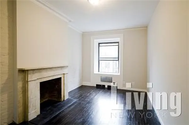 Rented by Living New York | media 37