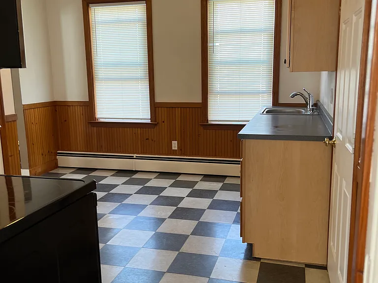 10 Sayles St #1 — Photo 6