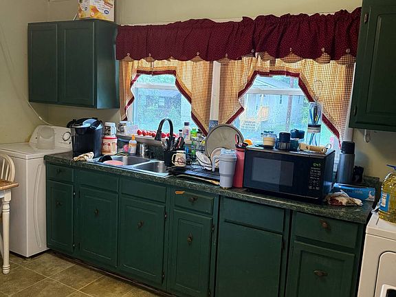 4th image of 1009 Minton Pl