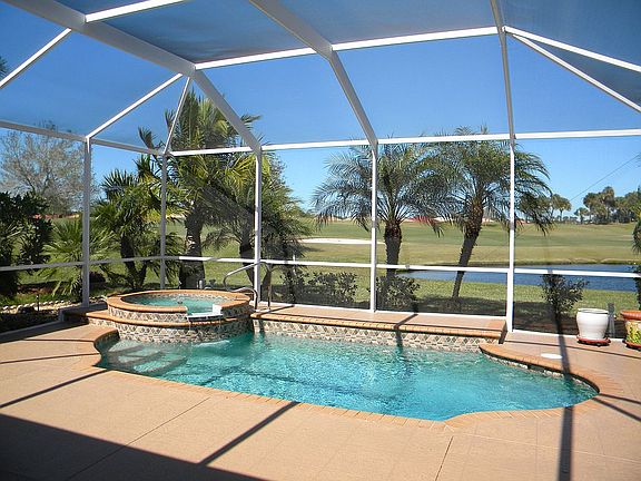2nd image of 4455 Whispering Oaks Dr