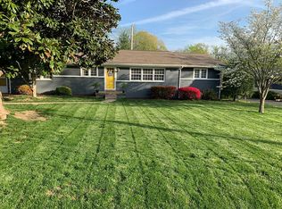 4040 Sunset Ave, Paducah, KY 42001