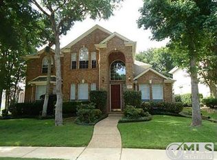 6427 Parkmont Dr, Arlington, TX 76001