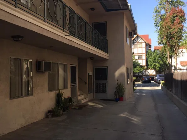 128 W Chestnut St, Glendale, CA 91204