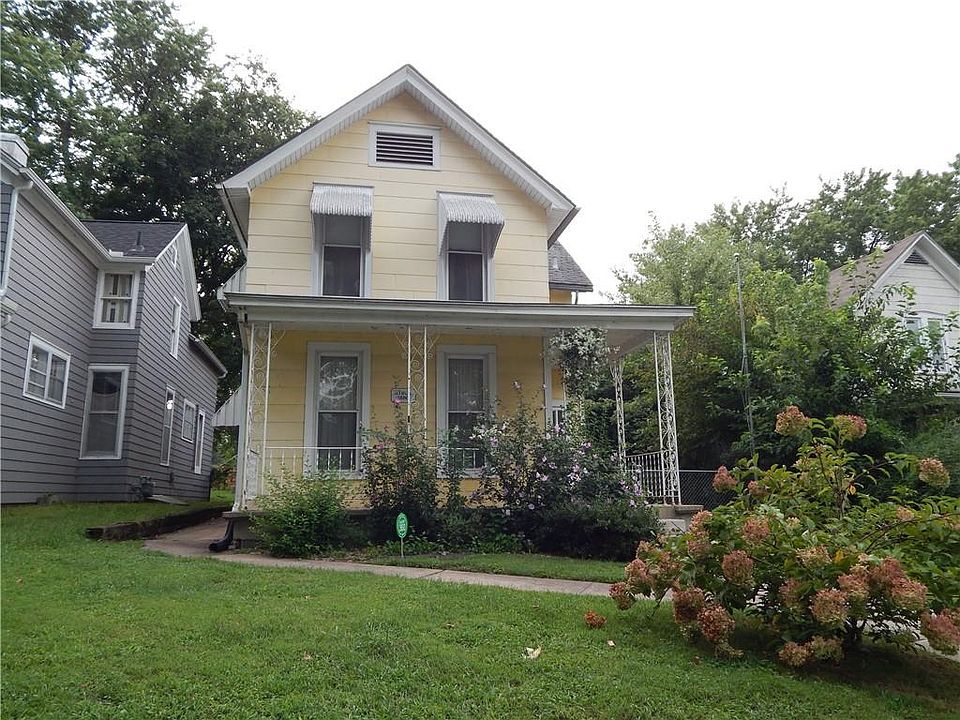 1st image of 910 Columbia Ave