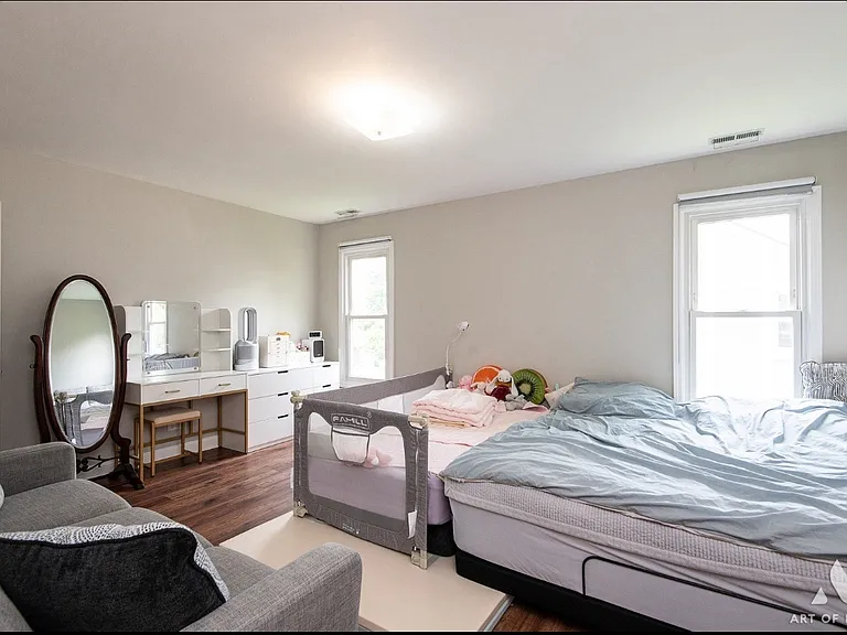 257 Coventry Cir — Photo 18