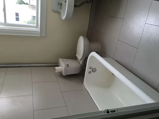 Rented by Metropolis International Realty Inc. | media 25