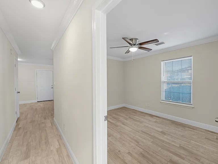 Robertsdale Village Apartments — Photo 54