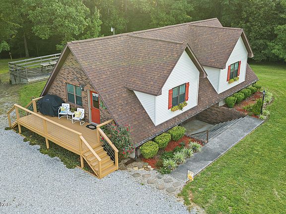 3rd image of 1259 Rocky Hill Estates Rd