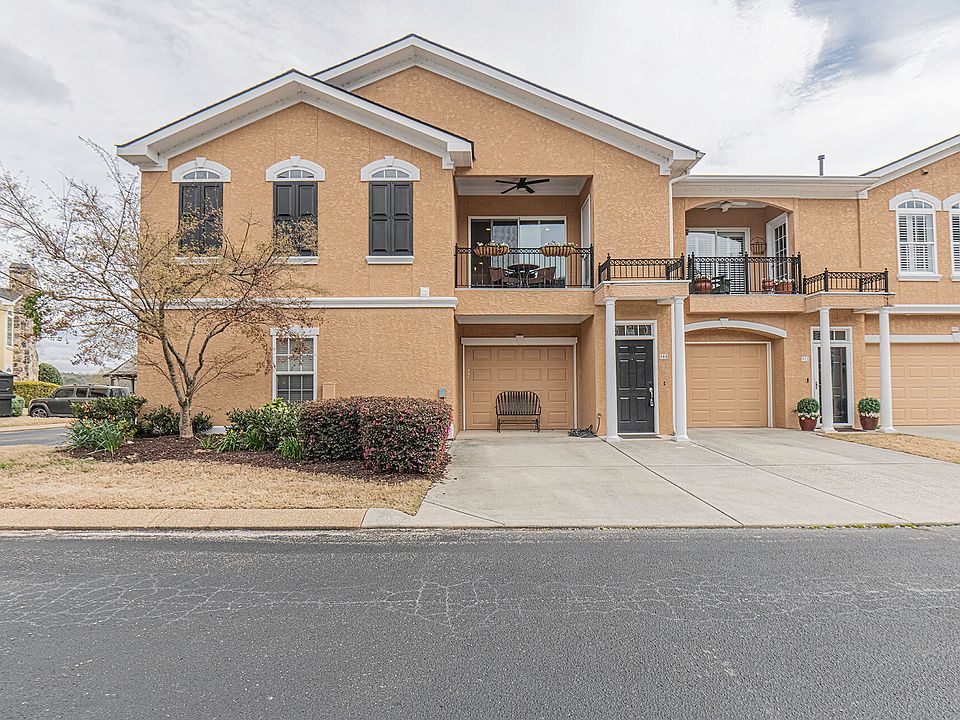 1st image of 905 Renaissance Ct