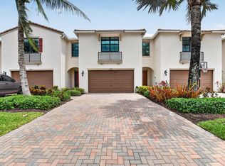 10106 Akenside Dr, Boca Raton, FL 33428