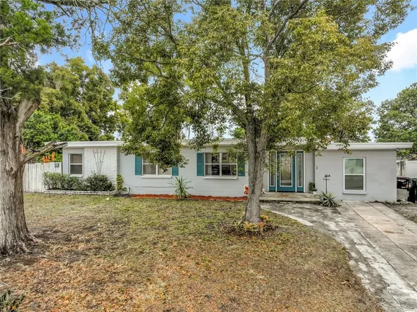 1 S Solandra Dr, Orlando, FL 32807