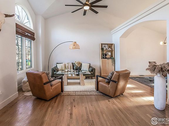 4th image of 3209 Shallow Pond Dr