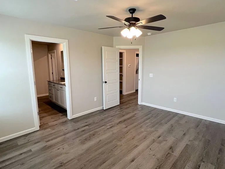 7712 Westhall Pl — Photo 16