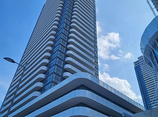 28 Interchange Way #1611, Vaughan, ON L4K 5C3