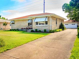 1501 N Villa Dr, Evansville, IN 47711