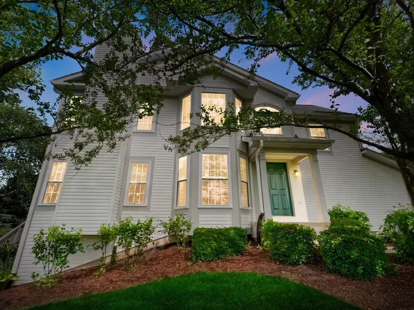 1208 Appaloosa Way, Bartlett, IL 60103