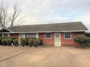 1416 N Lee Cir, Blytheville, AR 72315
