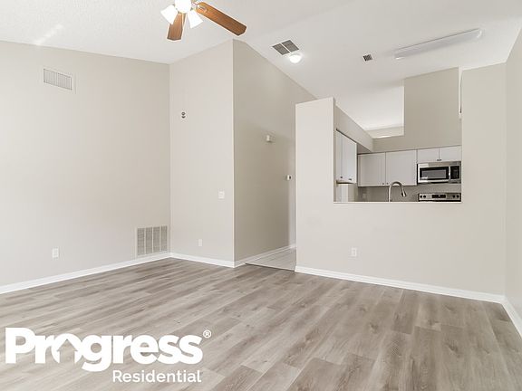 4th image of 1432 Abberton Dr