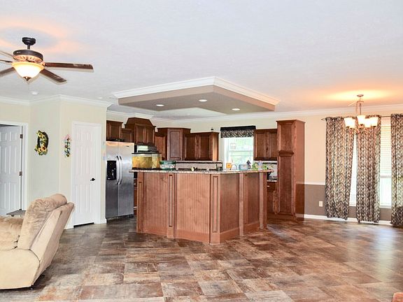 3rd image of 134 Ouachita Ave