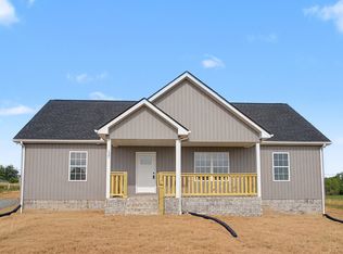 137 Martha Cir, Lafayette, TN 37083