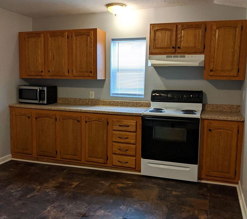 1st image of 117 S Hickory St APT B