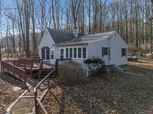 81 Sidney School Rd, Franklin Twp., NJ 08801