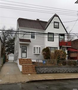 10822 Springfield Blvd, Jamaica, NY, 11429