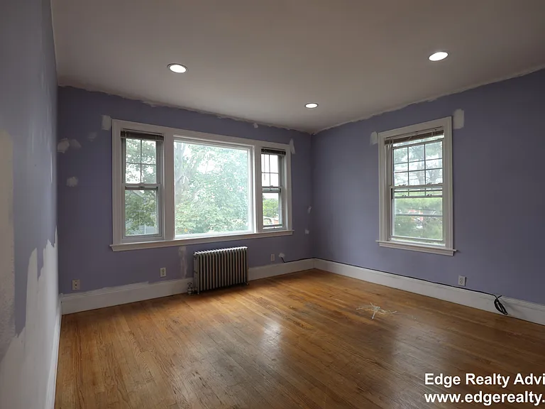 19 Lothrop St #2 — Photo 3