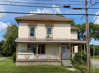 30 Maple St, Massena, NY 13662