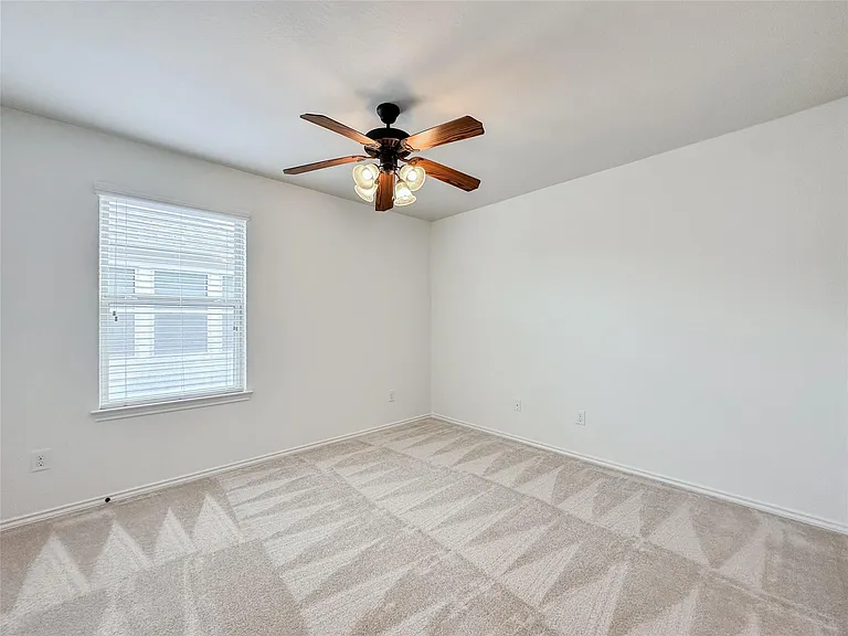 25322 Alverstone Dr — Photo 29
