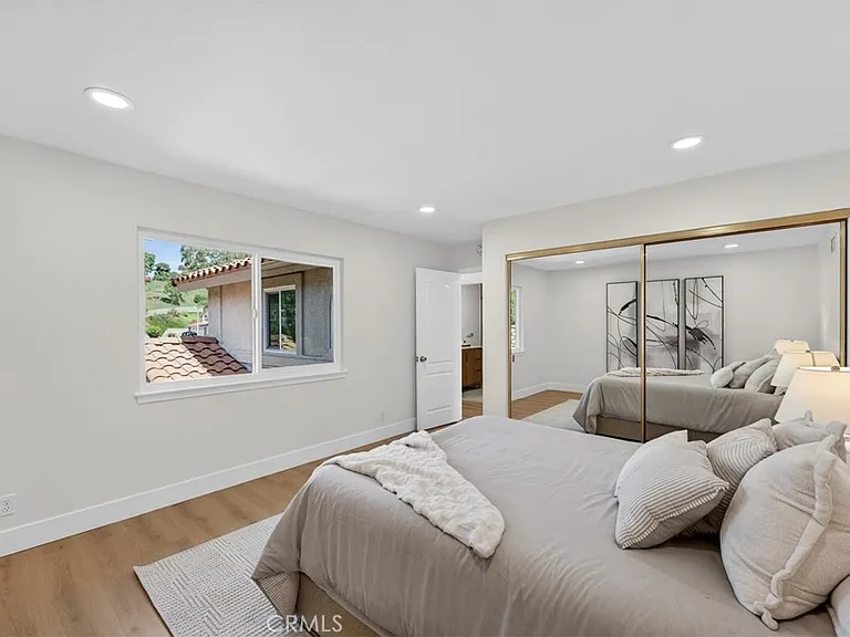 29746 Michelis St — Photo 43