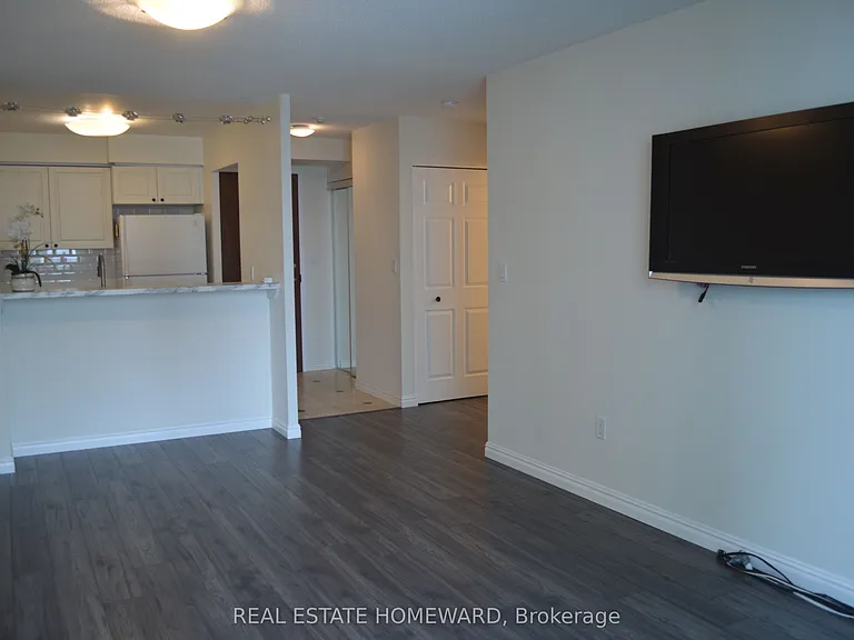 18 Pemberton Ave #1101 — Photo 7