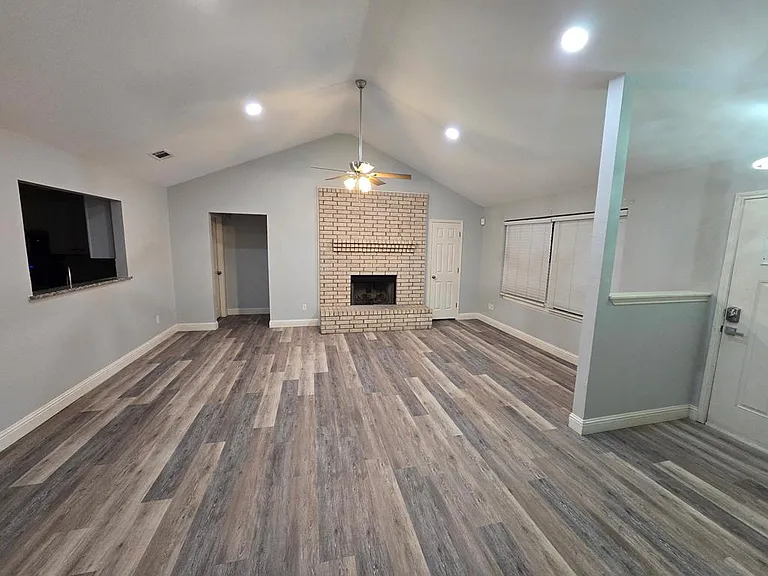 4732 Harvard Ave — Photo 7