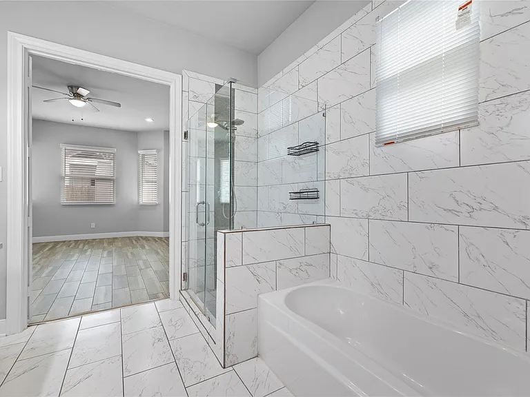 8938 Intervale St — Photo 23