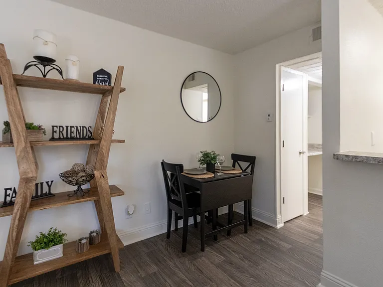 Princeton Court — Photo 19