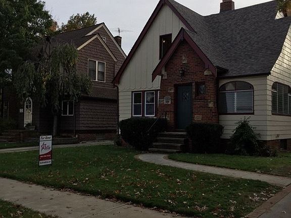 2nd image of 164 E 190th St