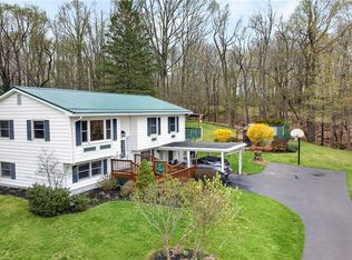 32 Hillcrest Dr, Penn Yan, NY 14527