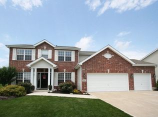 407 Explorer Dr, Dardenne Prairie, MO 63368
