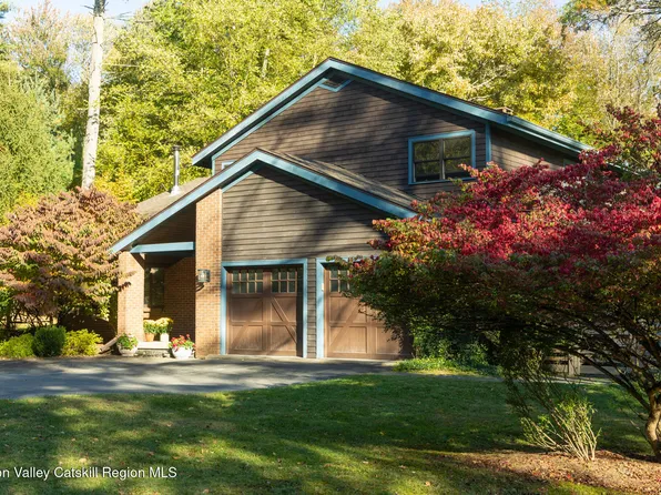 14 Wardwell Lane, Woodstock, NY 12498