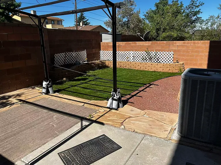 10916 Fort Point Ln NE — Photo 17