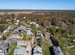 85 Hartford Ave, Madison, CT 06443