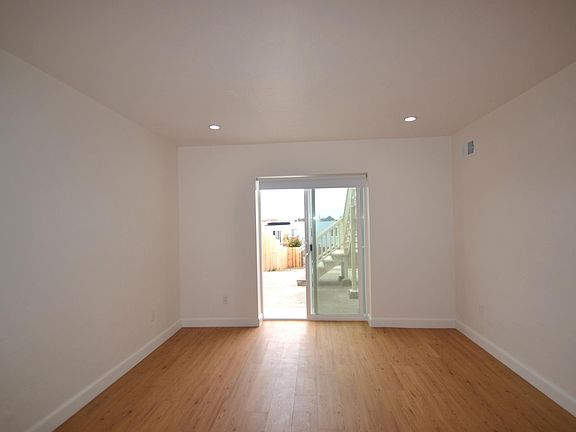 4th image of 2027 43rd Ave