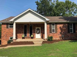 16 Arcadia Cir, Benton, AR 72022