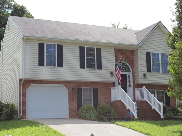 6128 Carolina Trl, Roanoke, VA 24019
