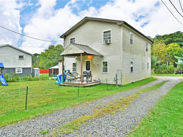 6305 State Route 170, East Palestine, OH 44413