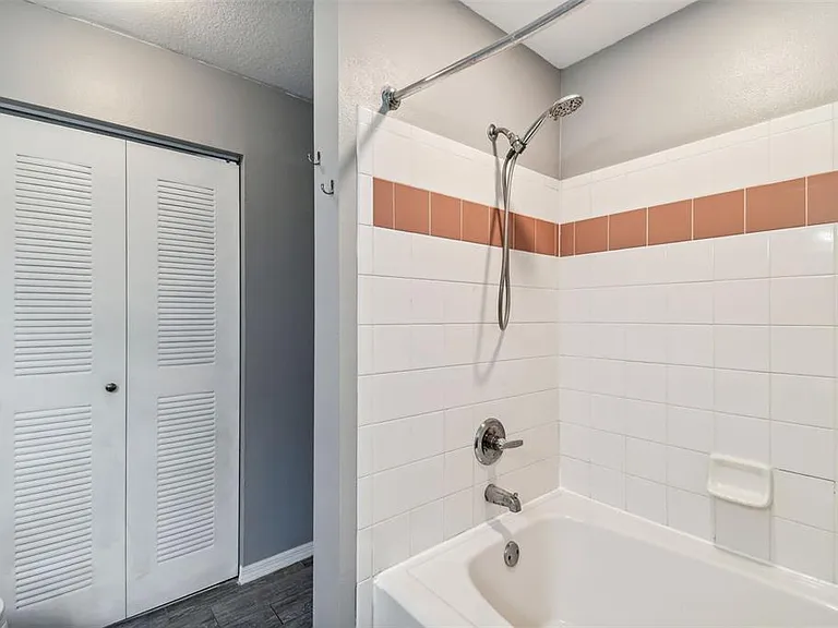 10462 White Lake Ct — Photo 21